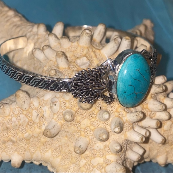 Dainty Santa Rosa Turquoise 925 stamped Handcrafted Tree cuff - Picture 6 of 8